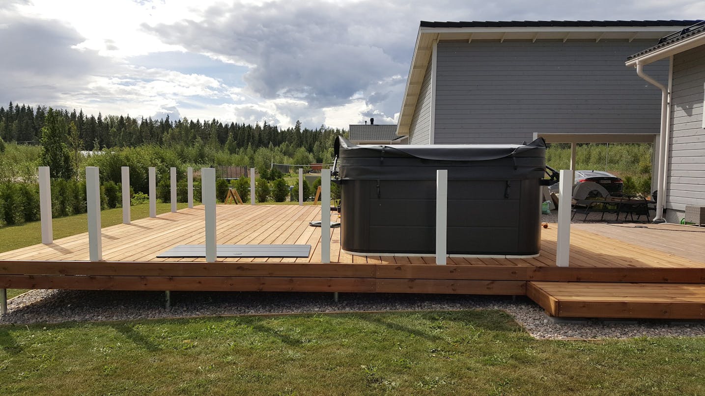 Udvidelse af terrasse med overdækning Udvidelse af terrasse med overdækning